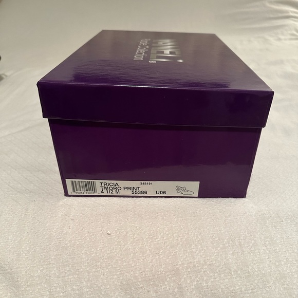 Vaneli Purple Collection Suede Wedges - Picture 6 of 6